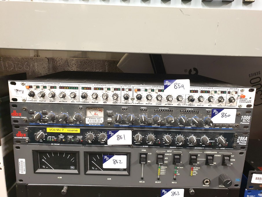 Harman DBX1086 microphone pre-amp & dynamic proces...