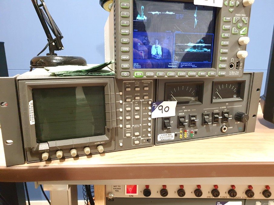 Tektronix WFM 601E serial component monitor
