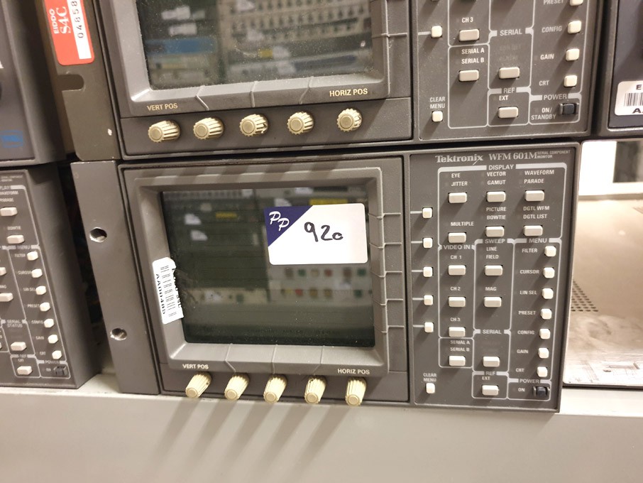 Tektronix WFM601M serial component monitor