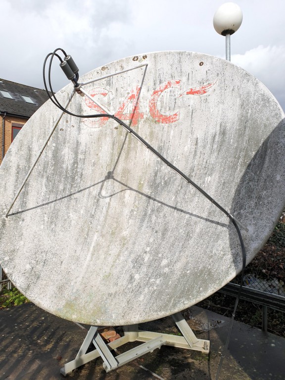 Precision Antennas type E2811DEA 2.8m fixed dish,...