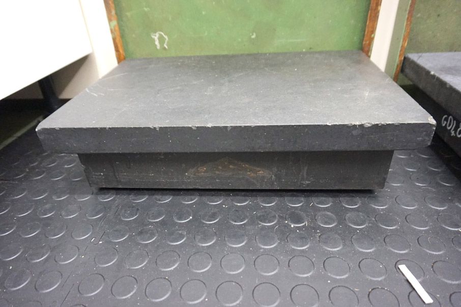 Crown Windley 460x300mm granite surface plate