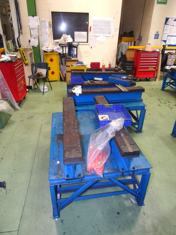3x metal girder type work stations, 1220x900x740mm