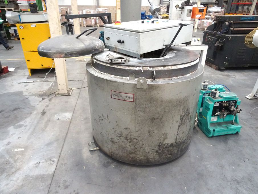 Ramsell & Naber 500mm pot furnace, Russell & Naber...