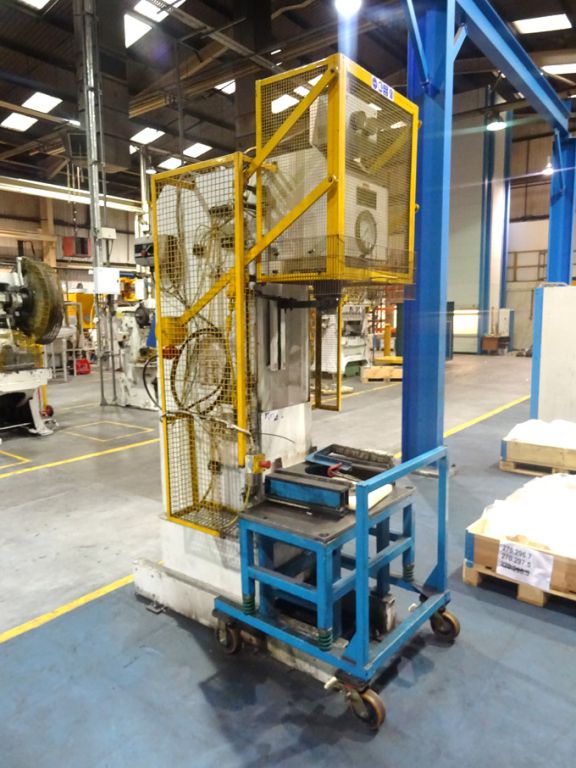 Forsyth VO30 30 ton hydraulic press, modified bed.