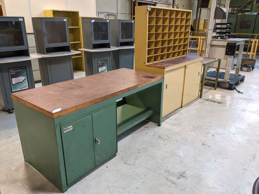 AMEND: 3x Versatool workbenches etc