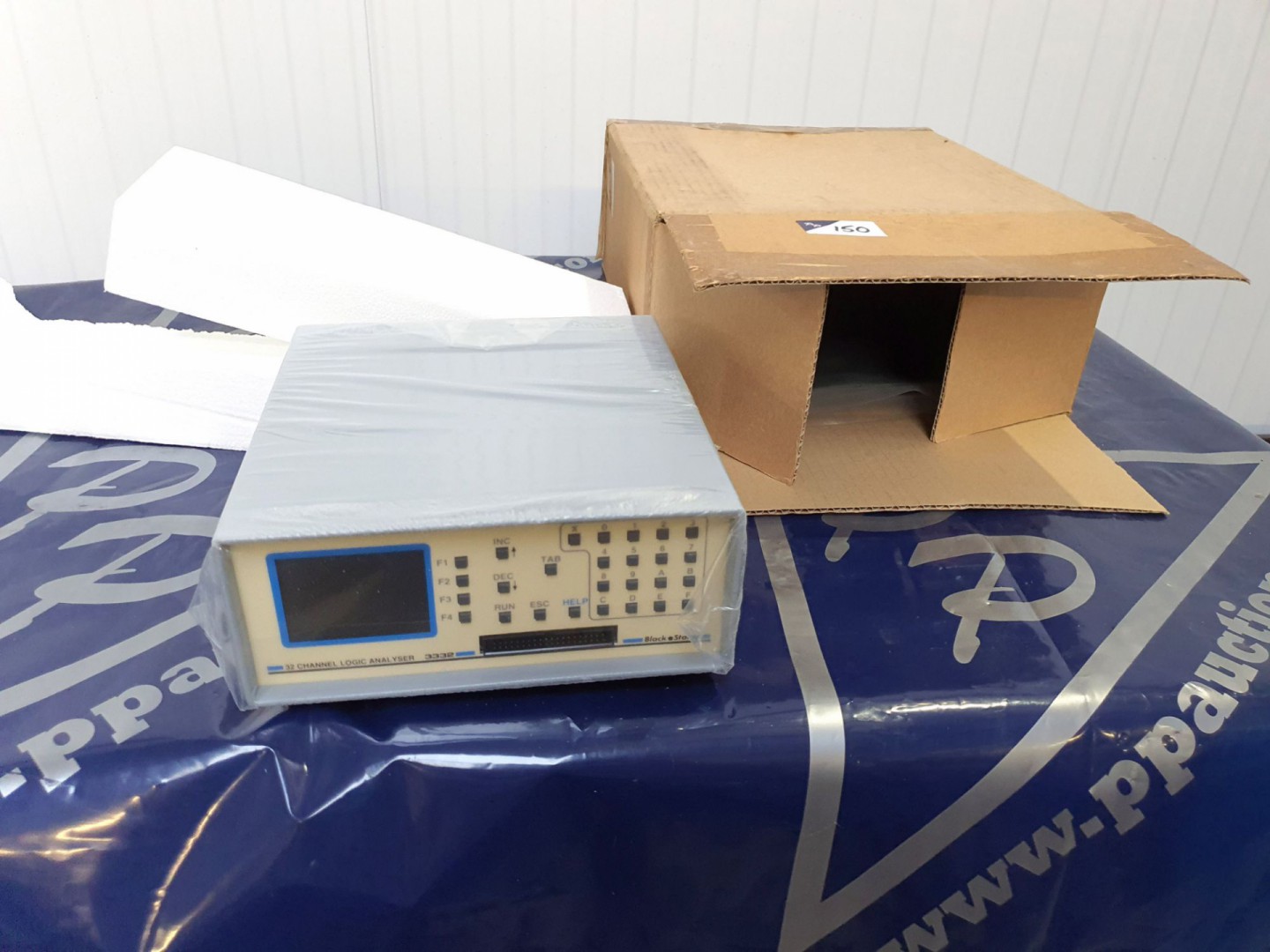 Blackstar 3332 logic analyser with manual (boxed &...