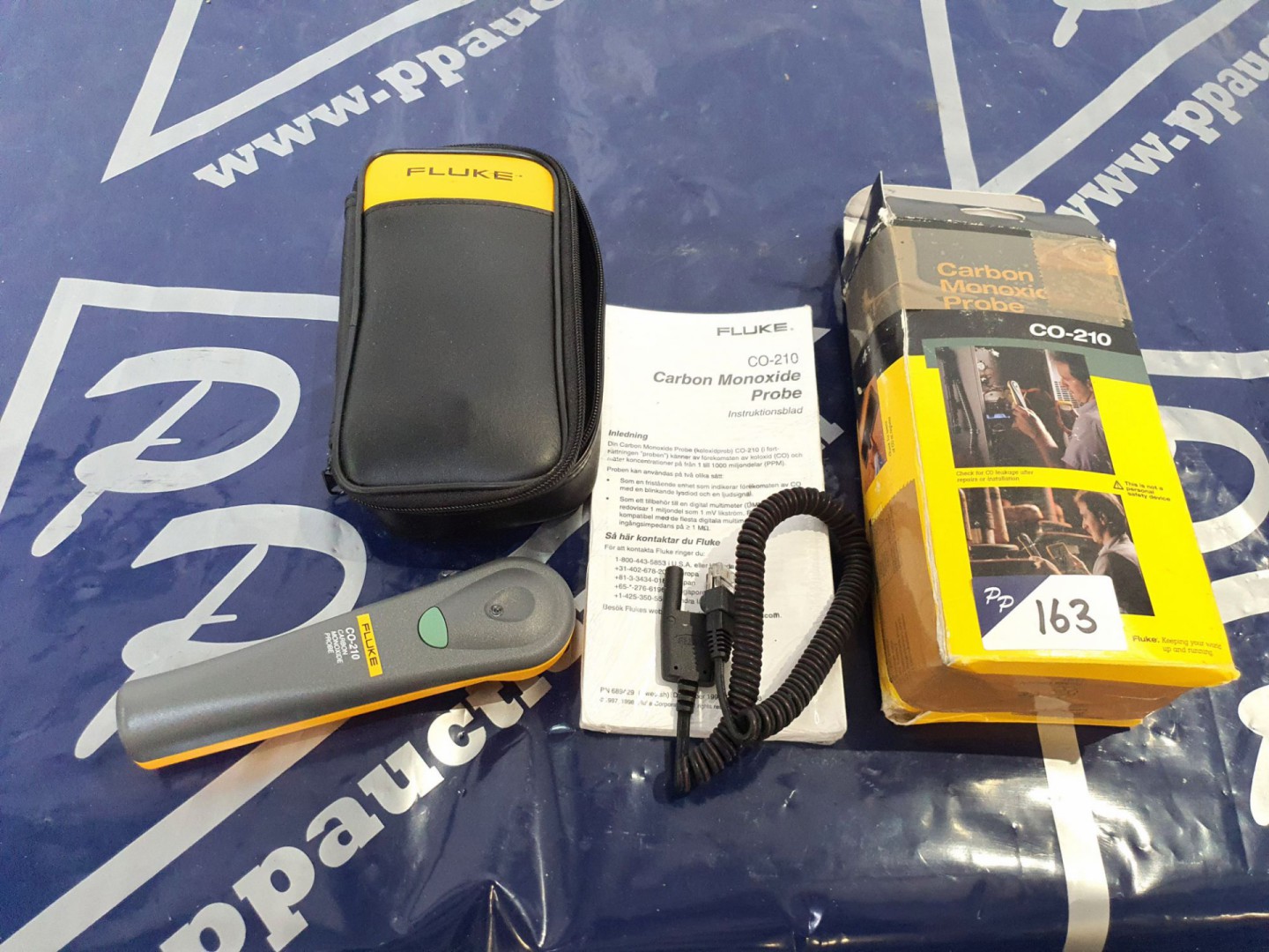 Fluke CO/210 carbon monoxide probe with manual (bo...