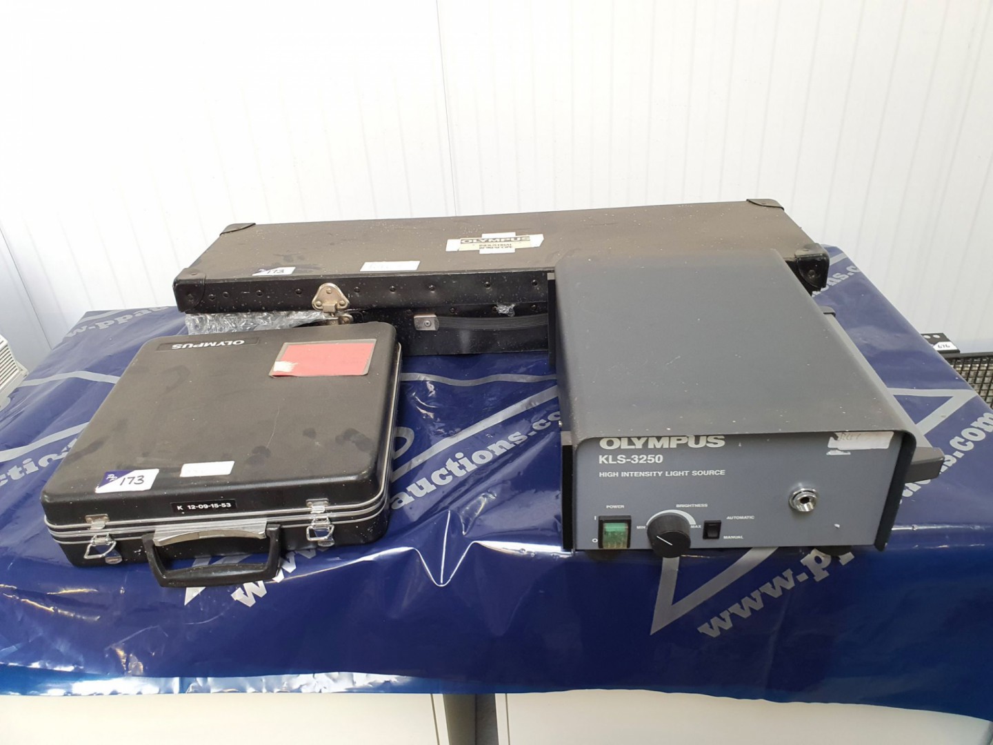 Olympus K12-09-15-53 borescope in black carry case...