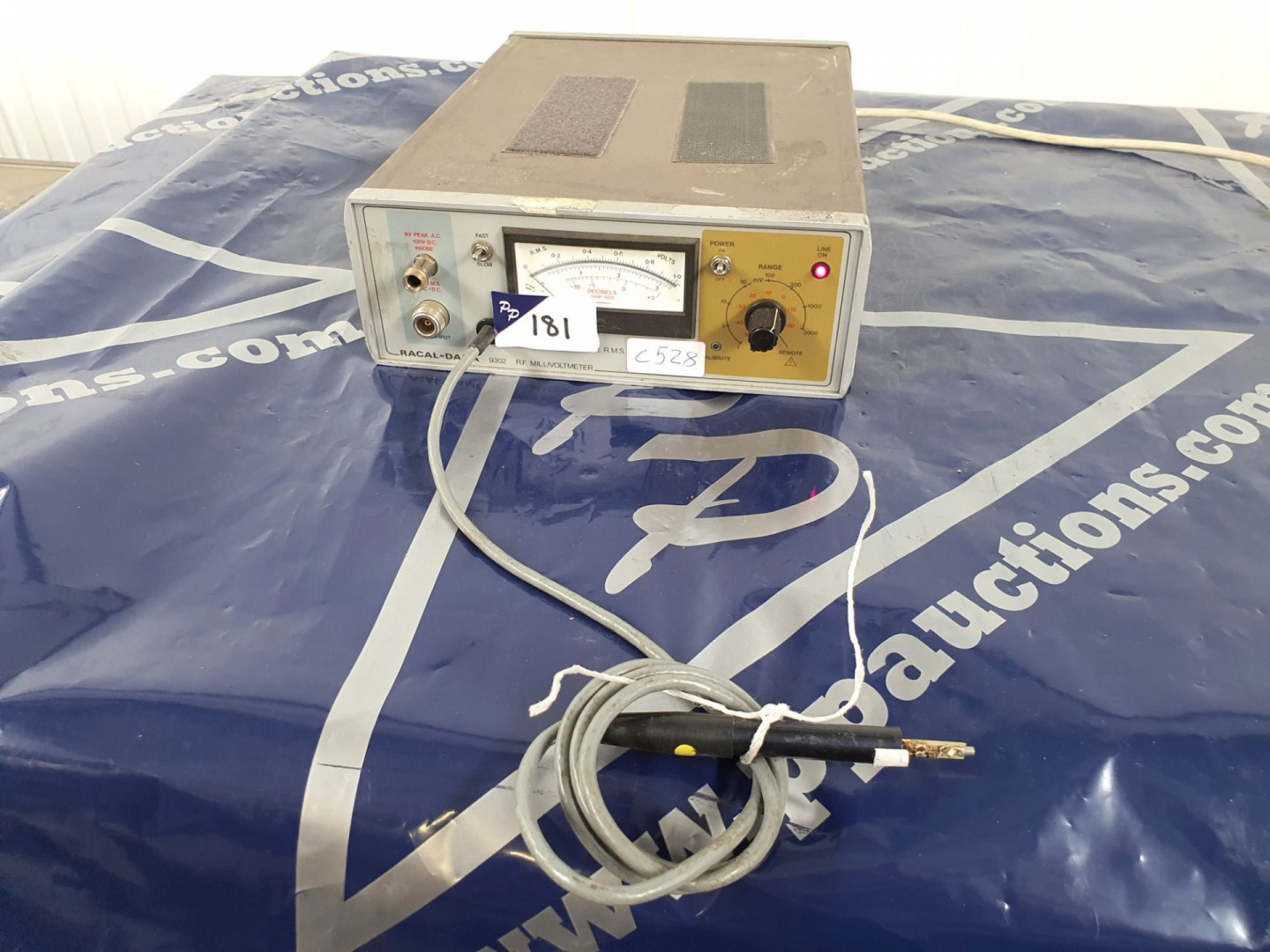 Racal Dana 9302 RF millivoltmeter (C528) - lot loc...