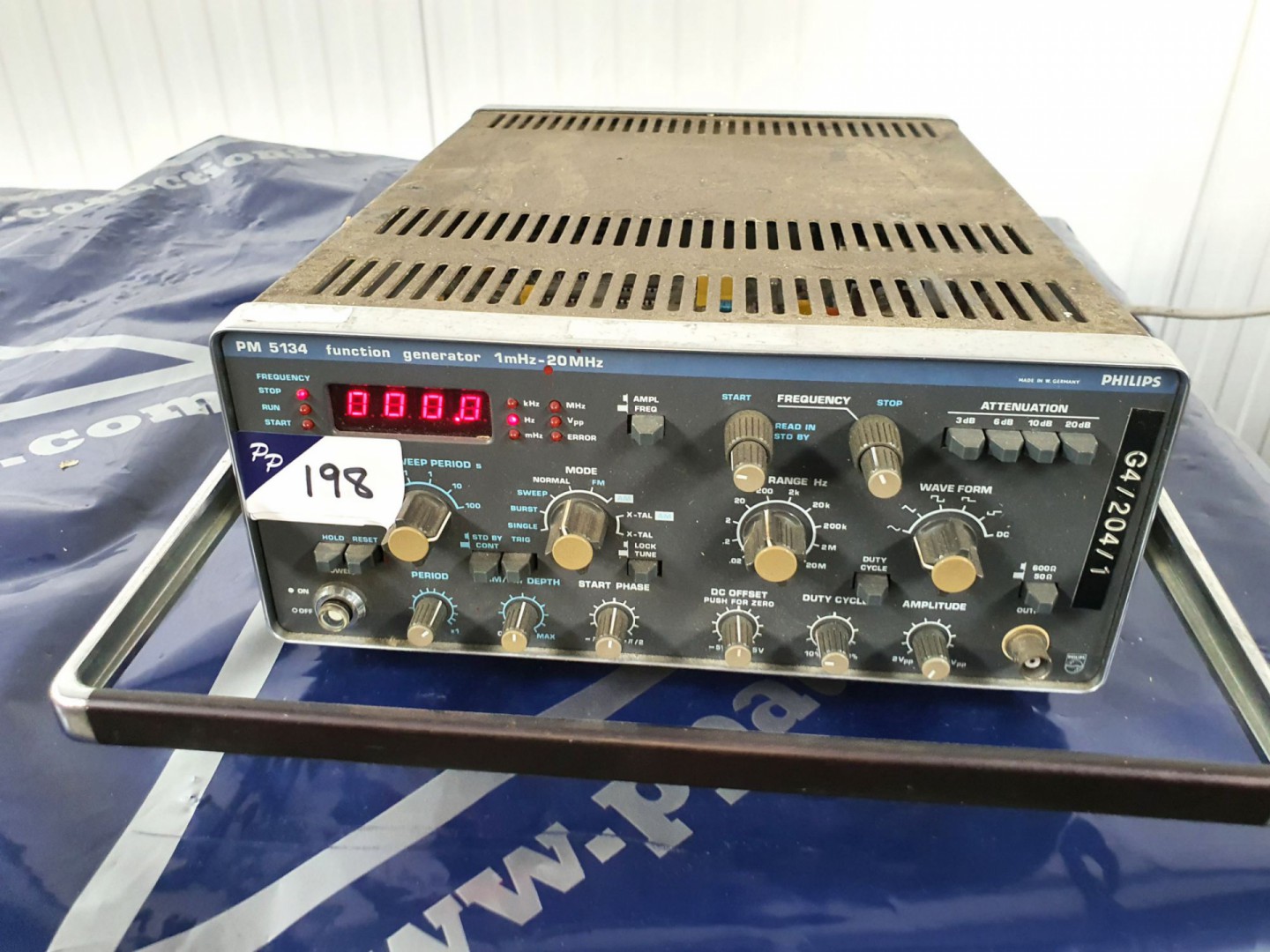 Phillips PM5134 function generator, 1mHz - 20MHz (...