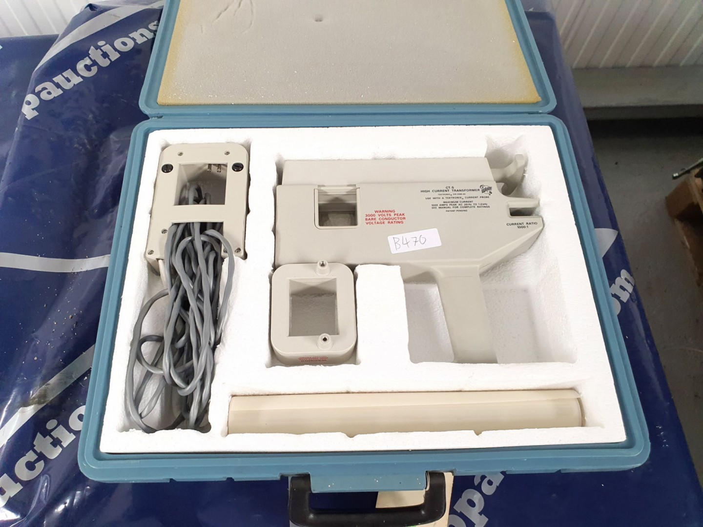 Tek CT-5 high current transformer probe in blue ca...
