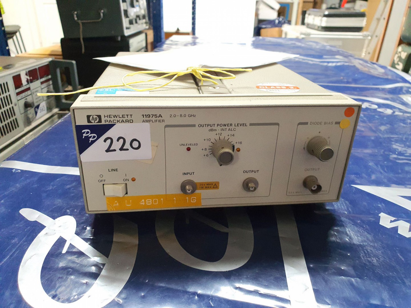 HP 11975A amplifier, 2-8GHz (C176) - lot located a...