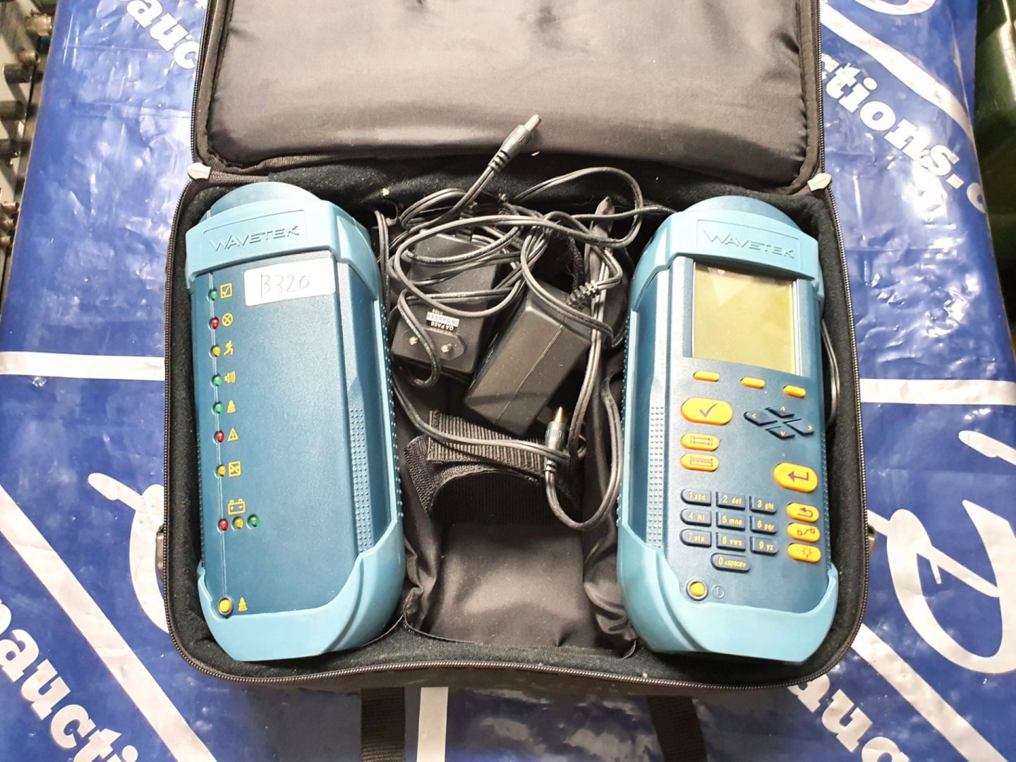 Wavetek LT 8100 cable tester in padded bag with ac...