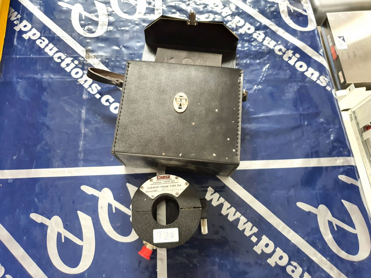 Chase 36A current probe clamp in black case (T27)...