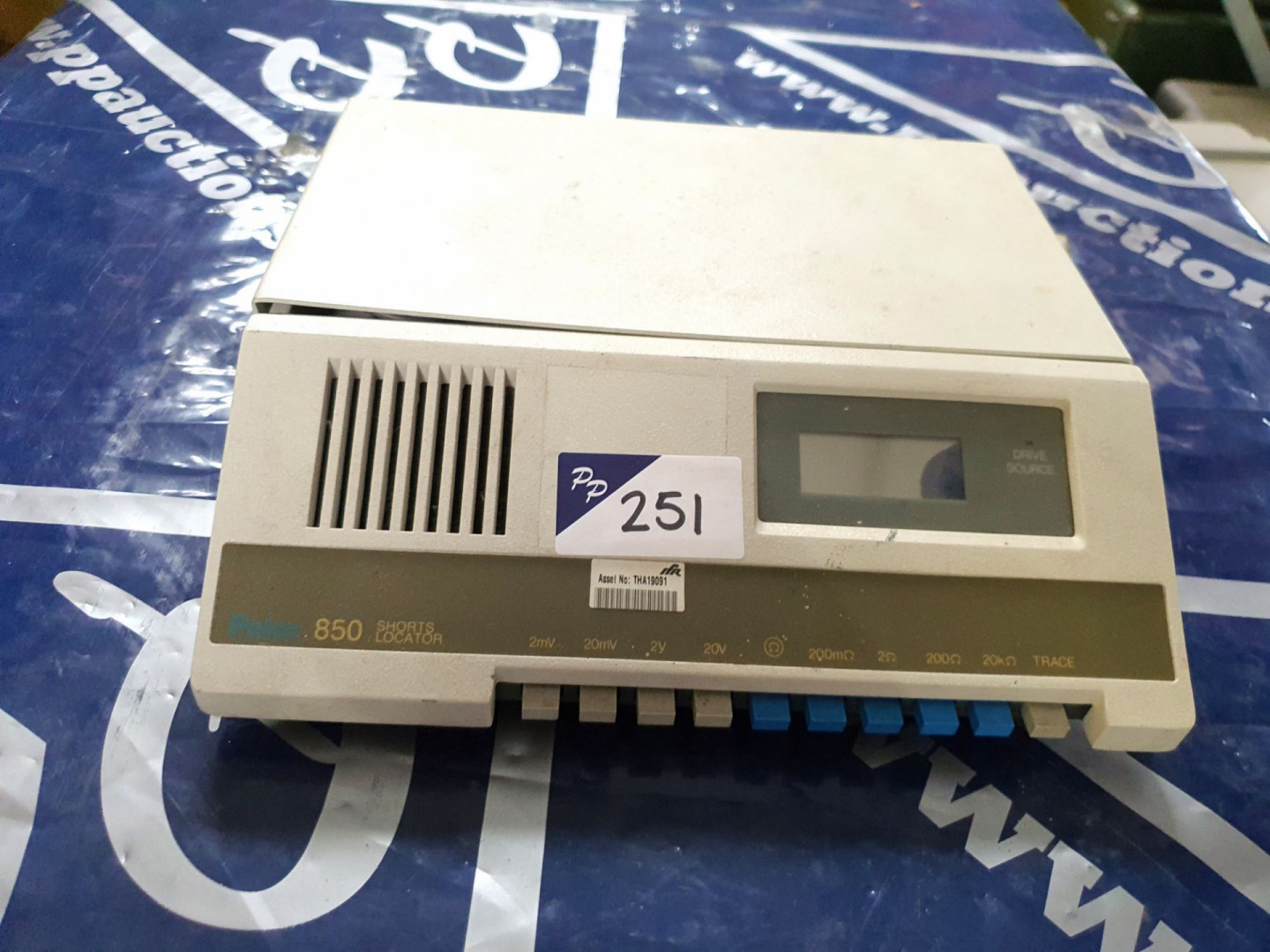 Polar 850 shorts locator (T30) - lot located at: P...
