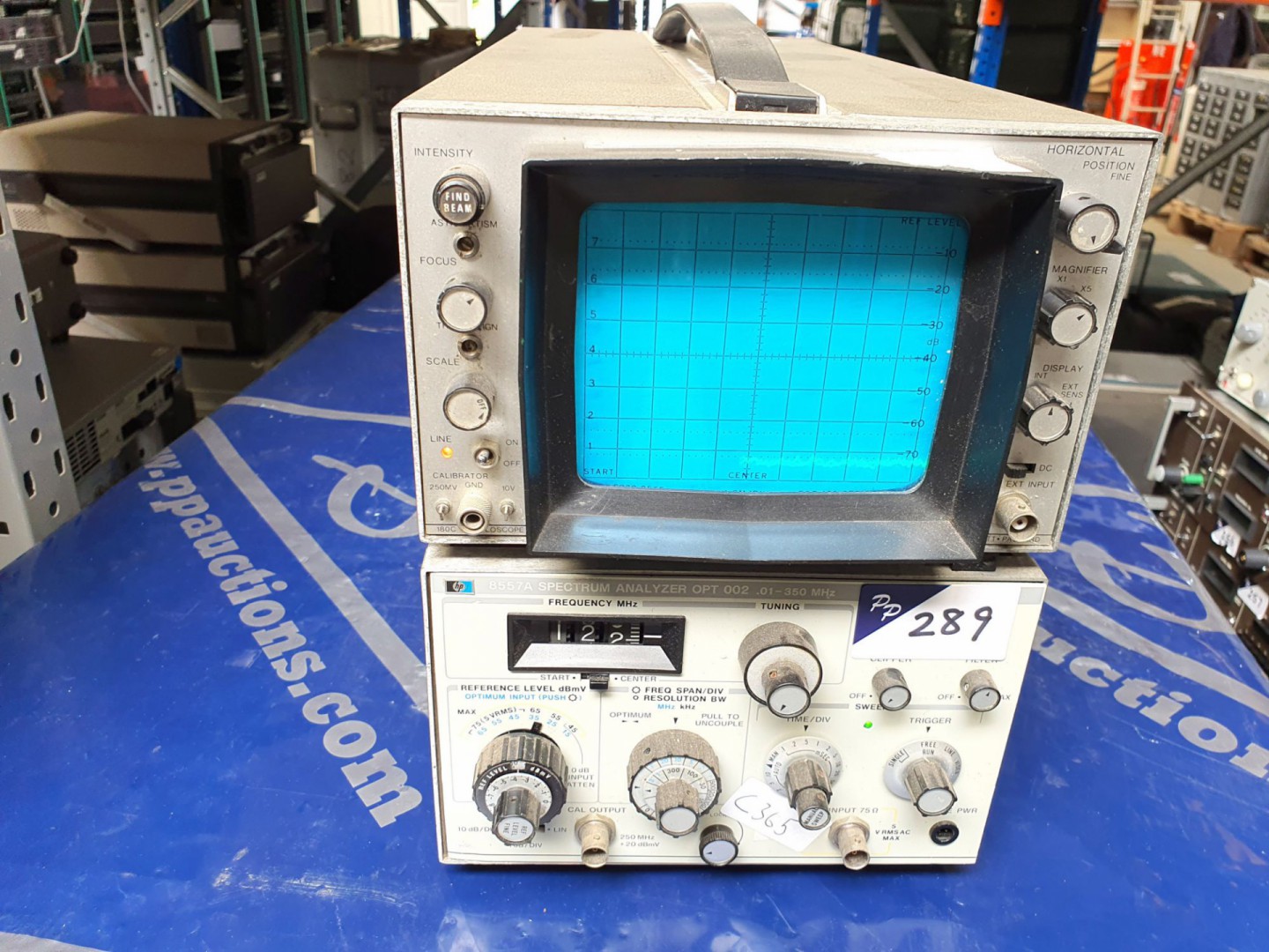HP 8557A spectrum analyser, 0.01-350MHz with 180C...