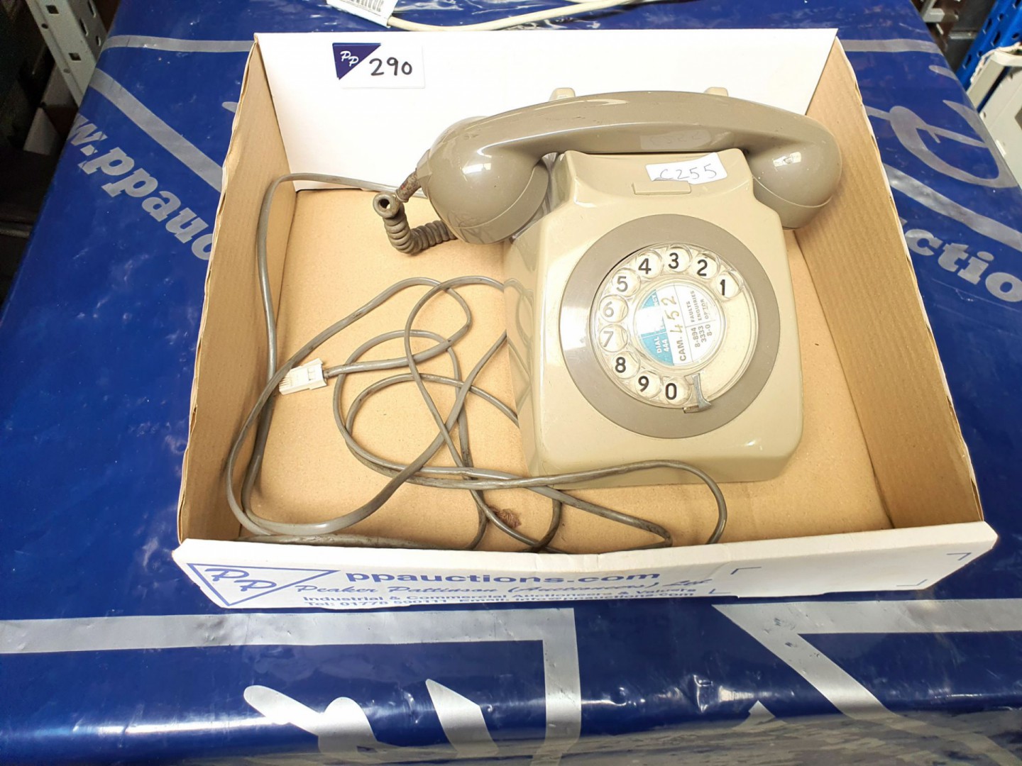 Dial type telephone, model number 746 (C255) - lot...