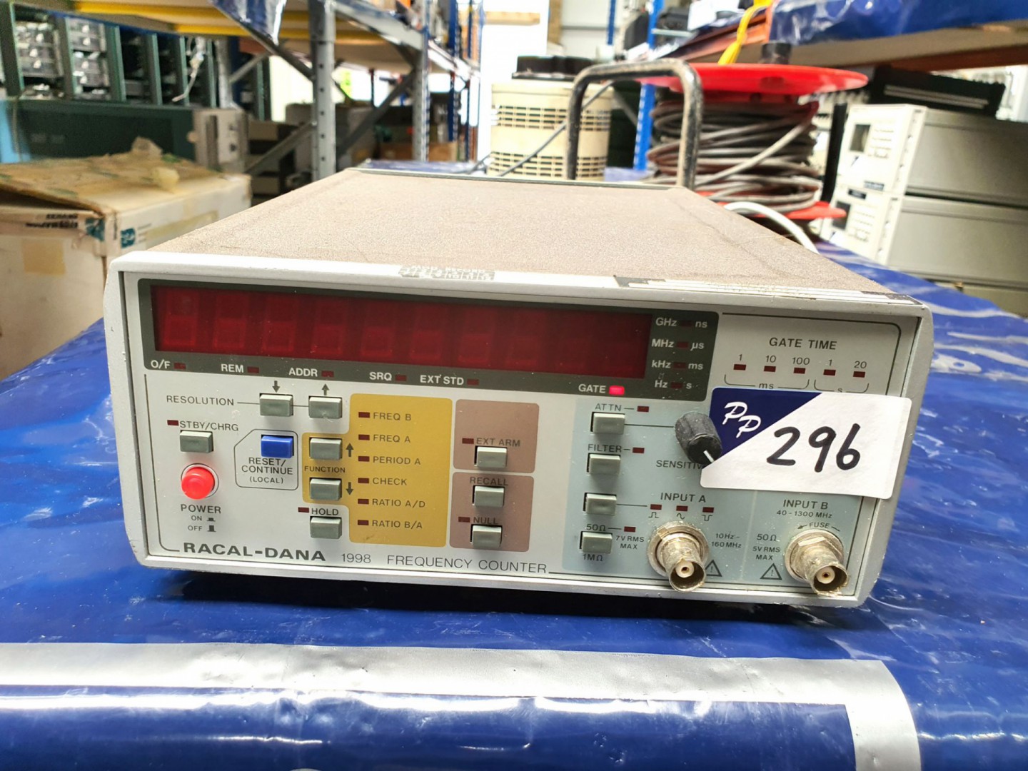 Racal Dana 1998 frequency counter, 10Hz-1300MHz (T...