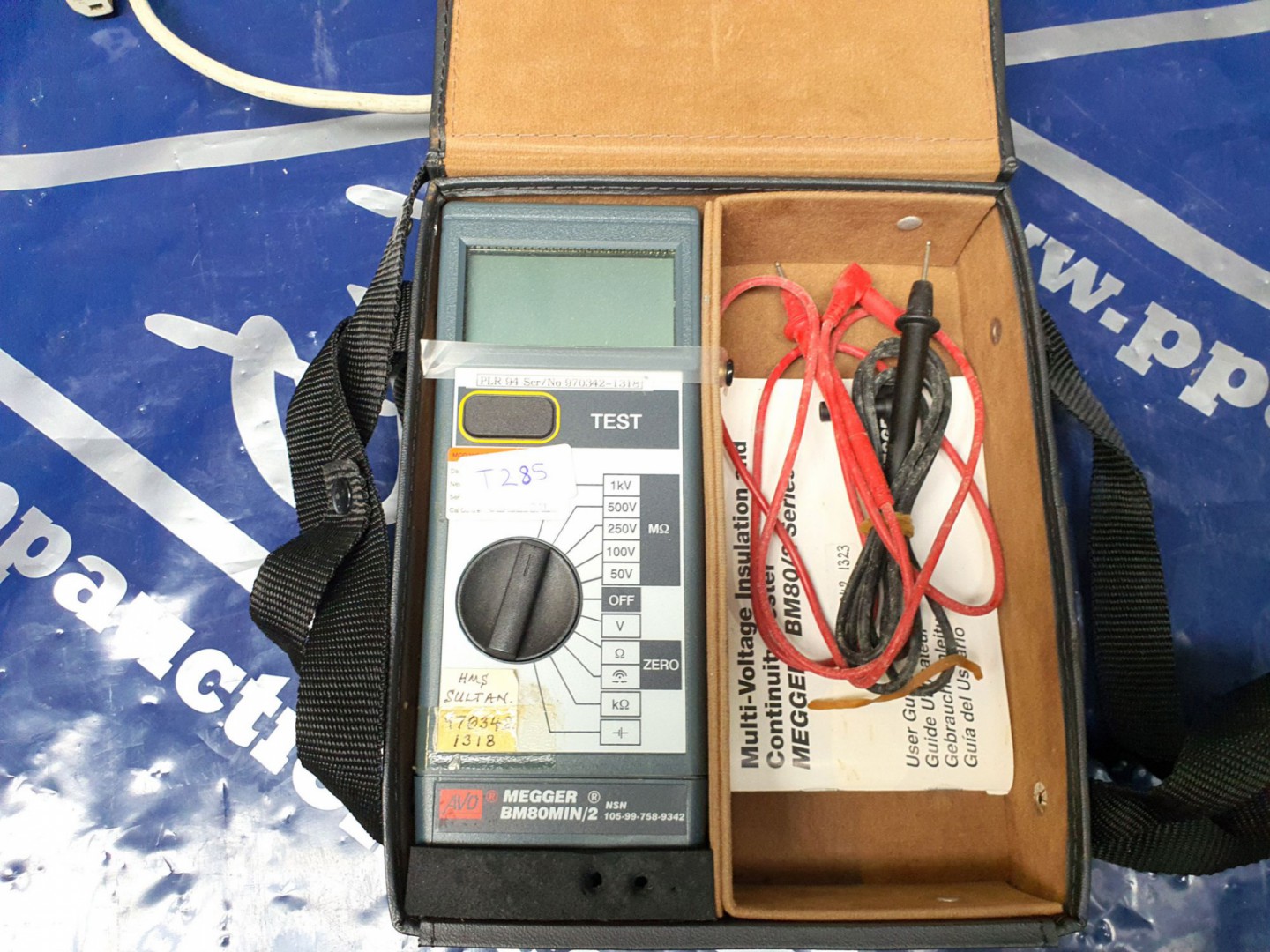 Megger BM80 insulation tester in case with leads (...
