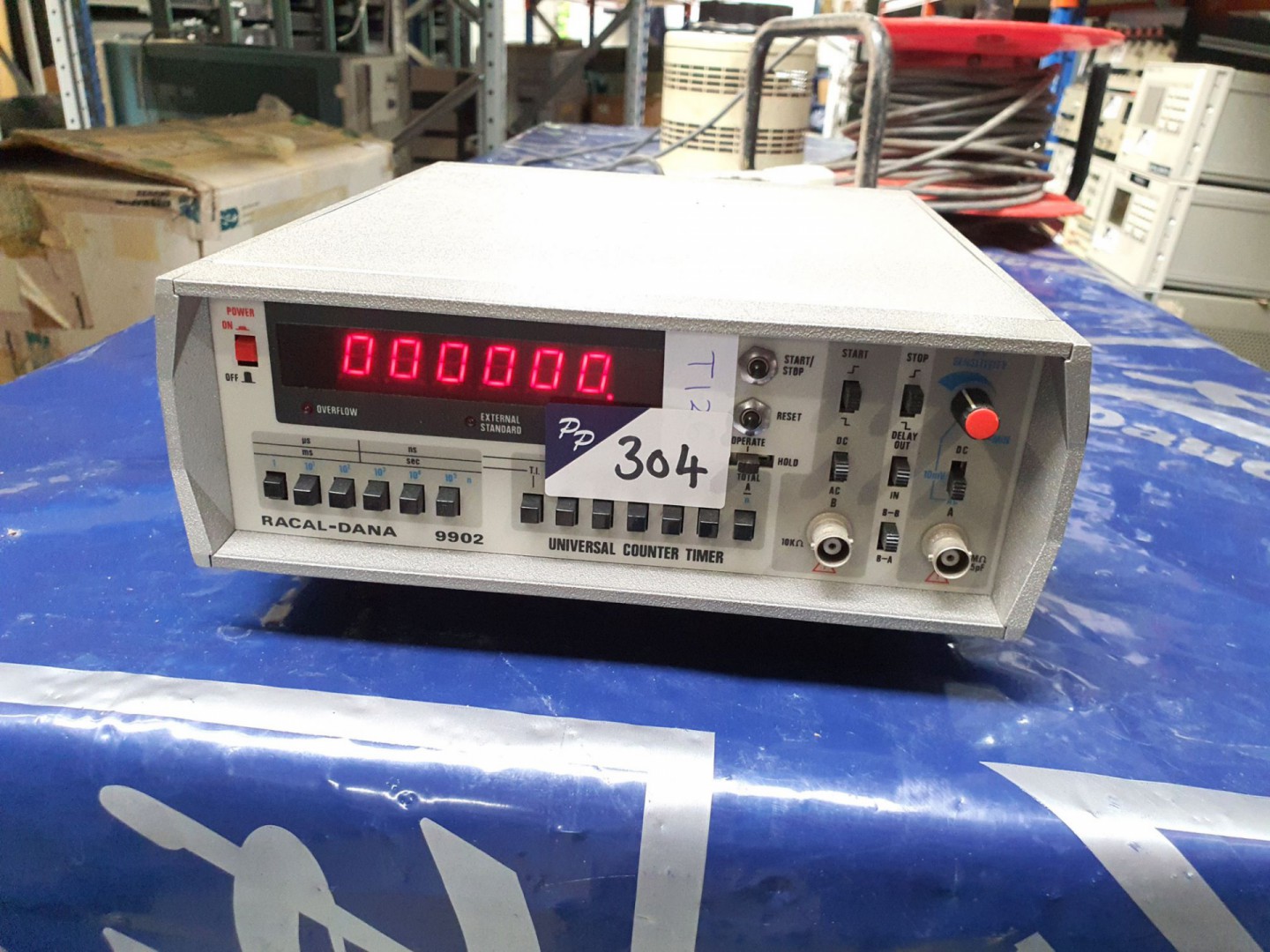 Racal Dana 9902 universal counter timer (T126) - l...