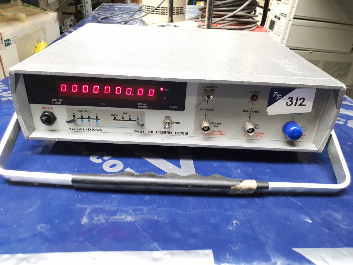 Racal Dana 9921 UHF frequency counter, 10Hz-3GHz (...