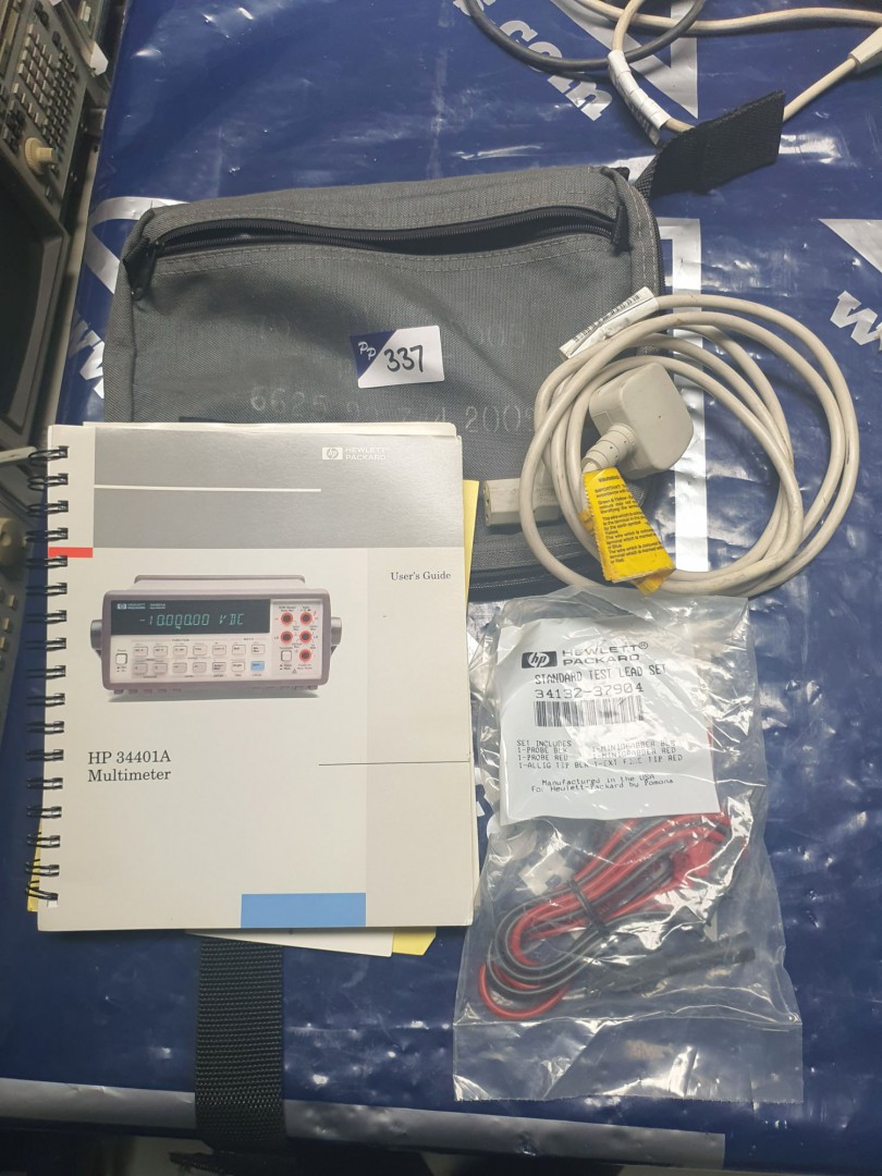 HP/Agilent 34401A accessory kit in pouch with manu...