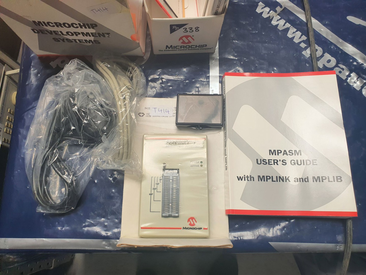 Microchip Picstart Plus development programmer wit...