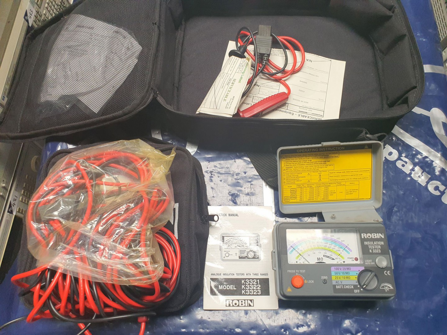 Robin K3323 insulation tester with leads in padded...