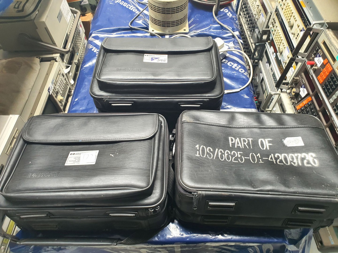 3x HP padded equipment / laptop bags (T22, T23, T2...