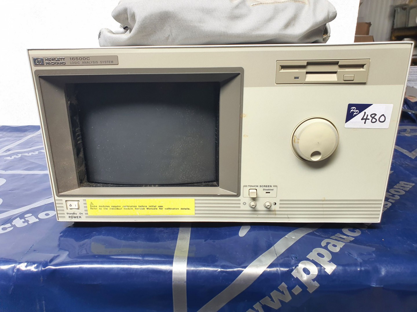 HP16500C logic analyser with 1x 16550A 100MHz / 50...