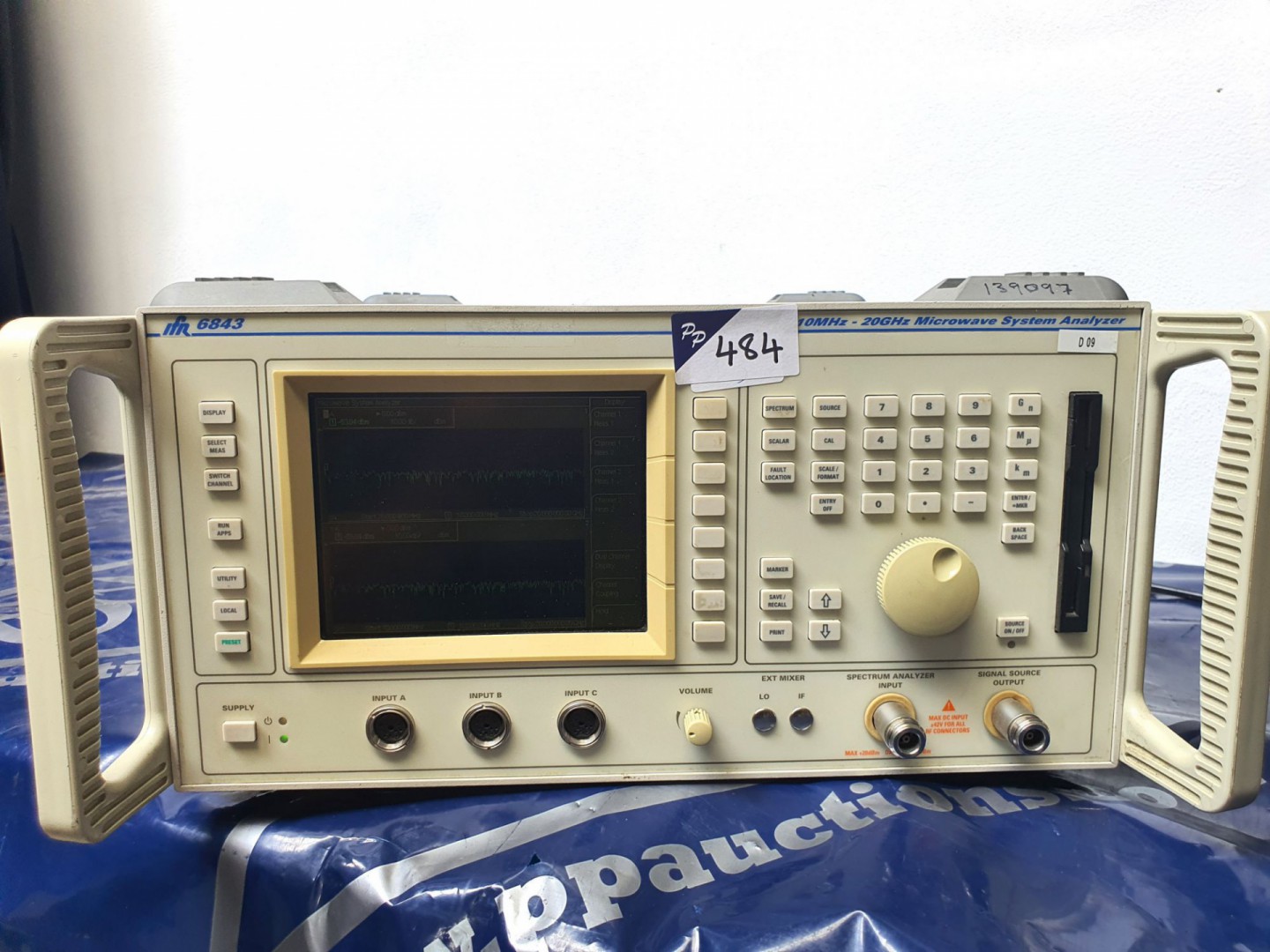 IFR 6843 microwave system analyser, 10MHz-20GHz (s...