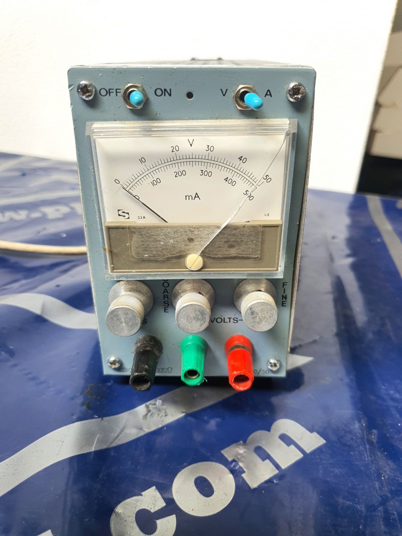 Coutant LQ50/50 PSU, 0-50v, 0-500mA (T66) - lot lo...