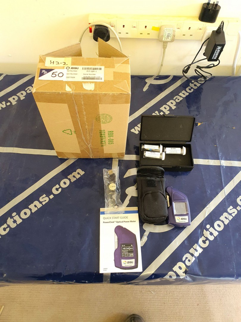 JDSU PowerChek optical power meter with equipment...