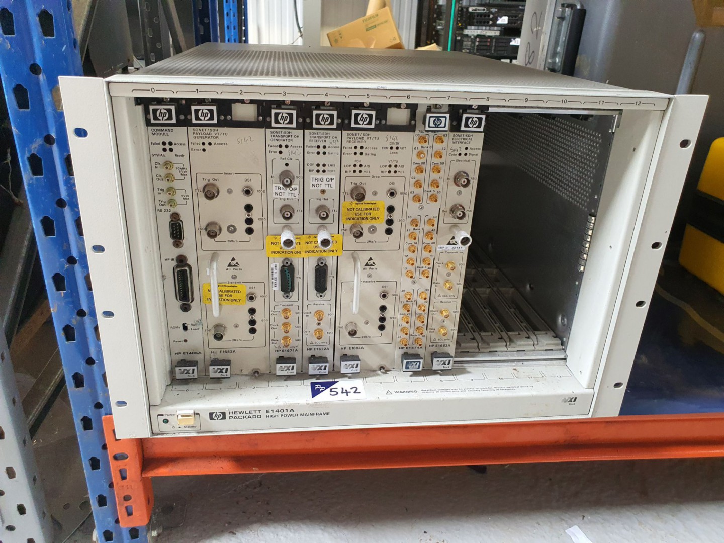 HP/Agilent E1401A high power VXI mainframe with 1x...
