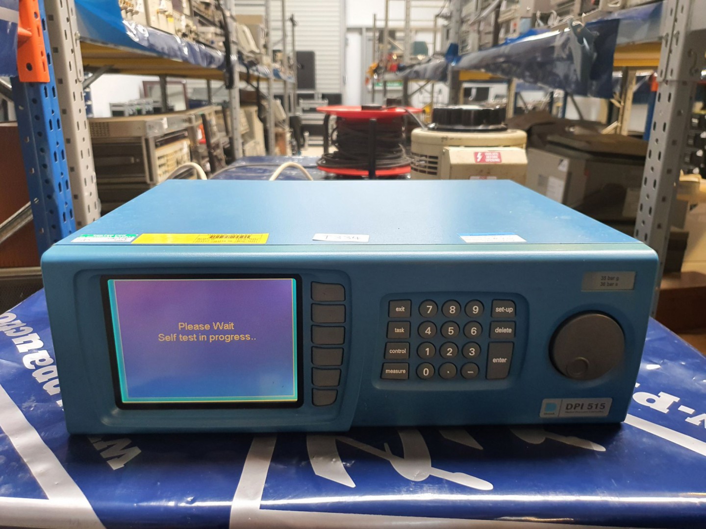 Druck DPI 515 digital pressure cal/controller with...