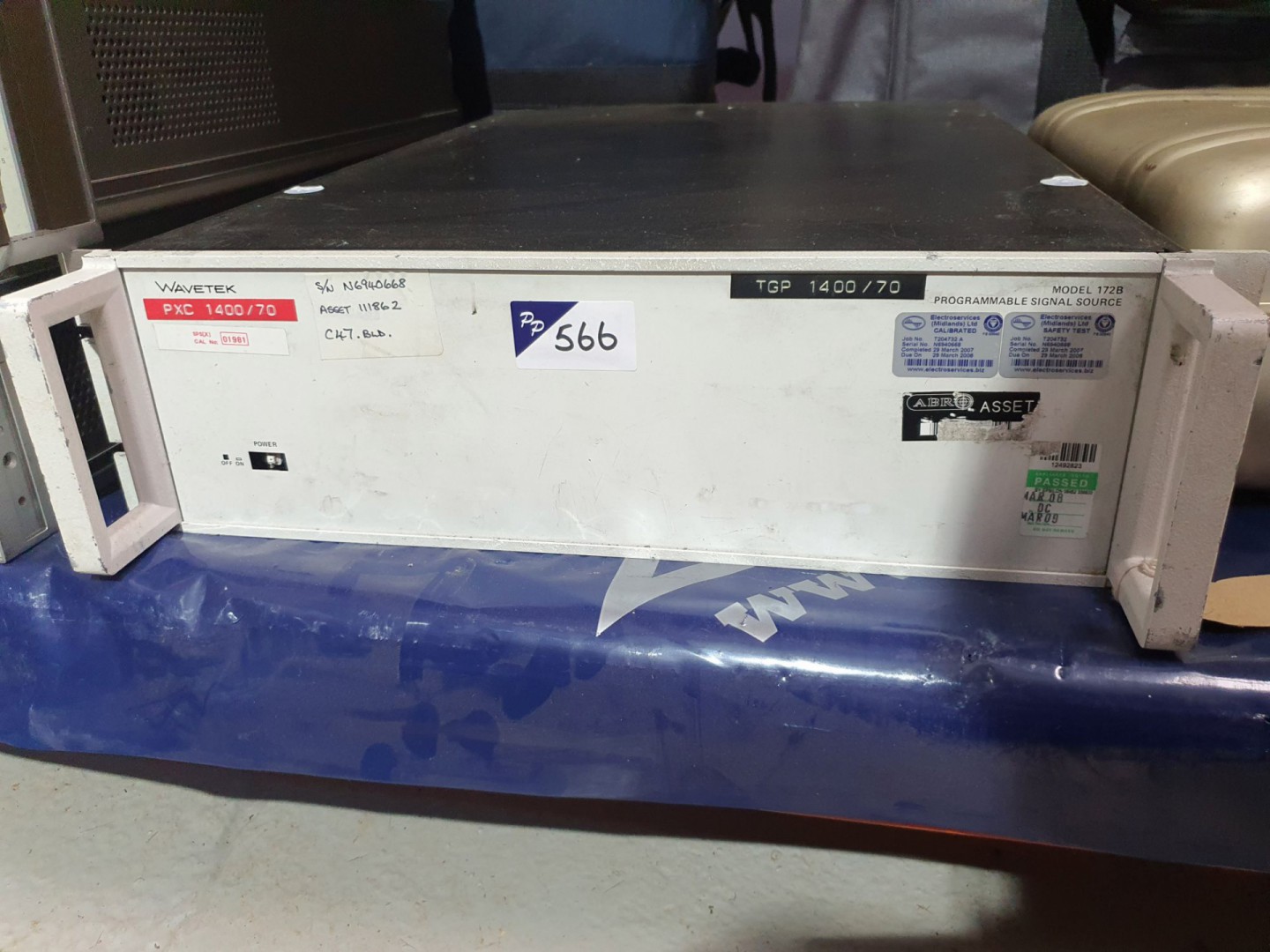 Wavetek 172B programmable signal source, GPIB (T24...