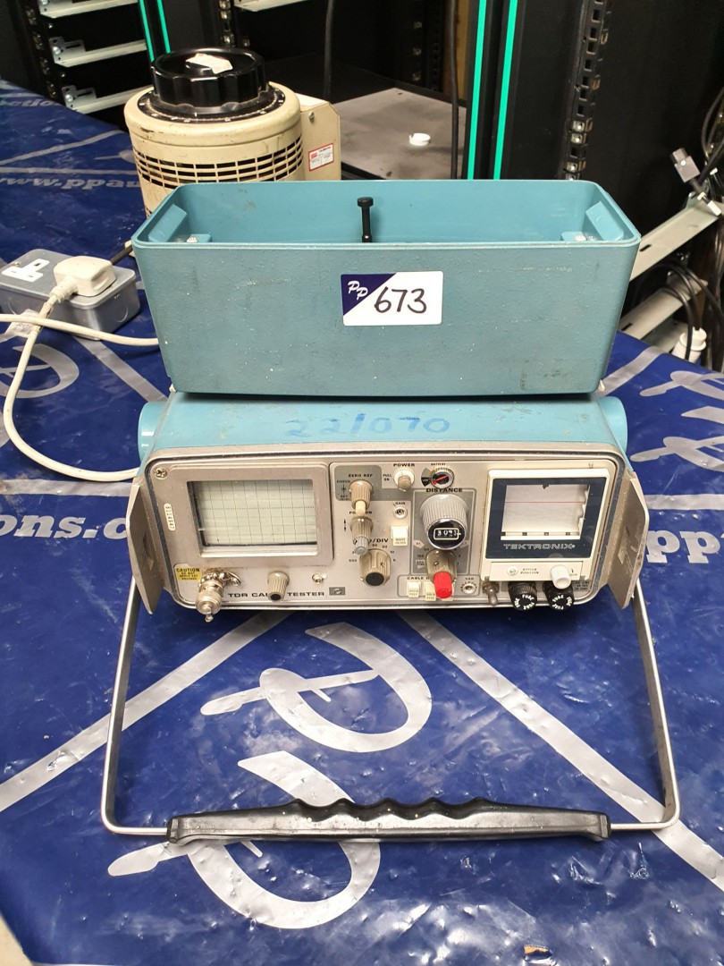 Tektronix 1502 TDR cable tester - lot located at:...