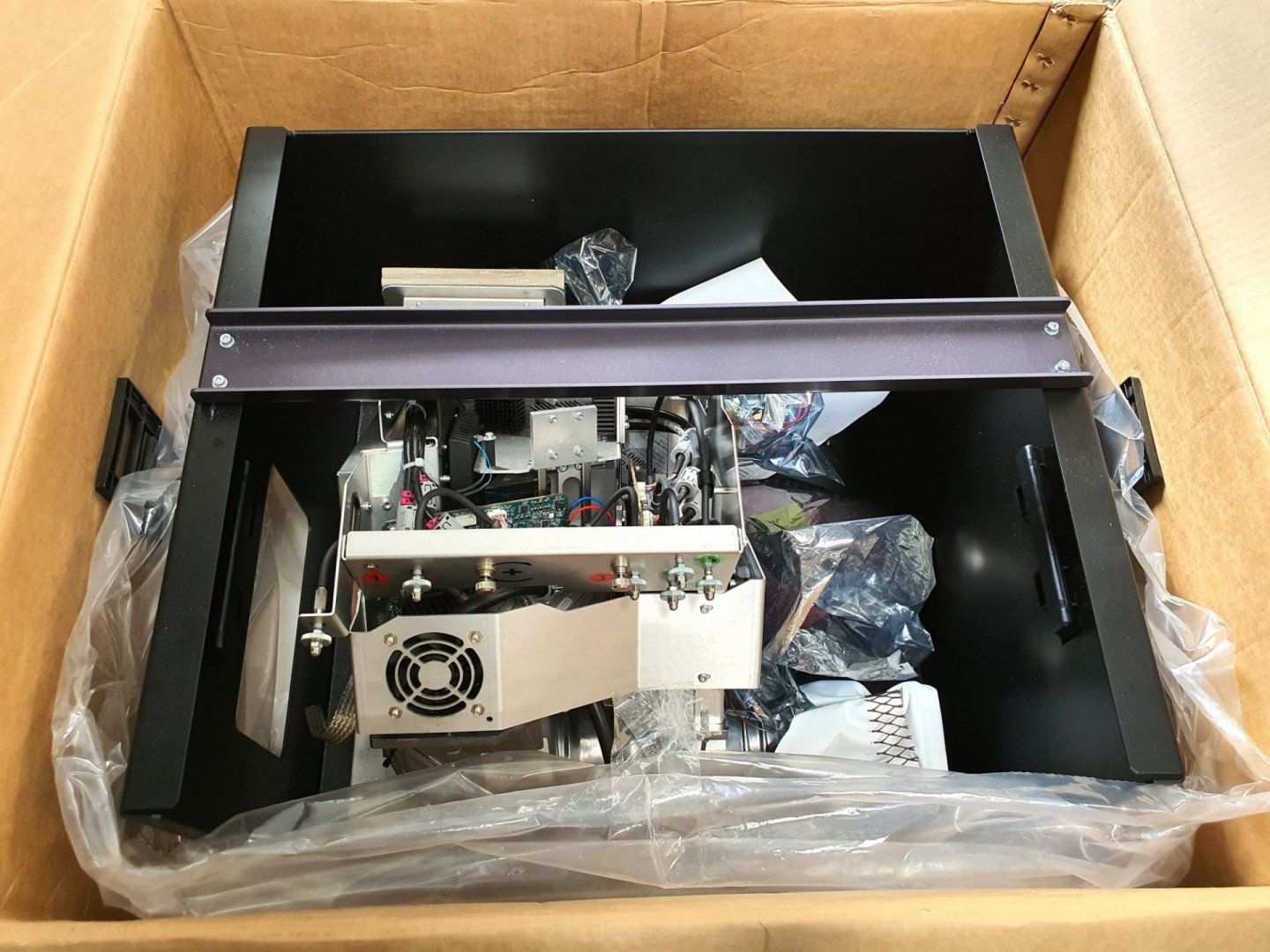 Barco BME K DP 4K-B/BLP light engine (boxed & unus...