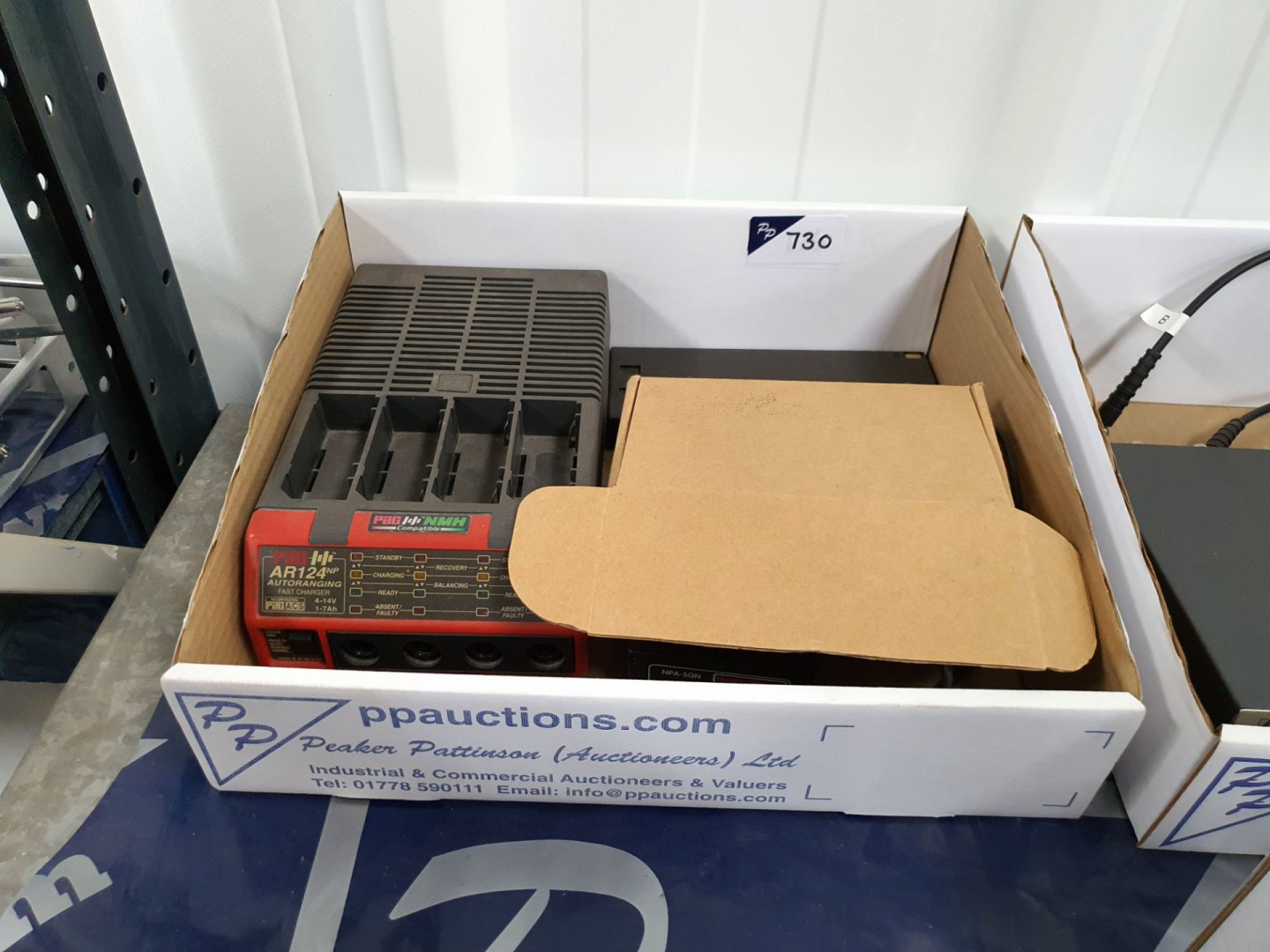 PAG AR124 NP auto charging fast charger with batte...