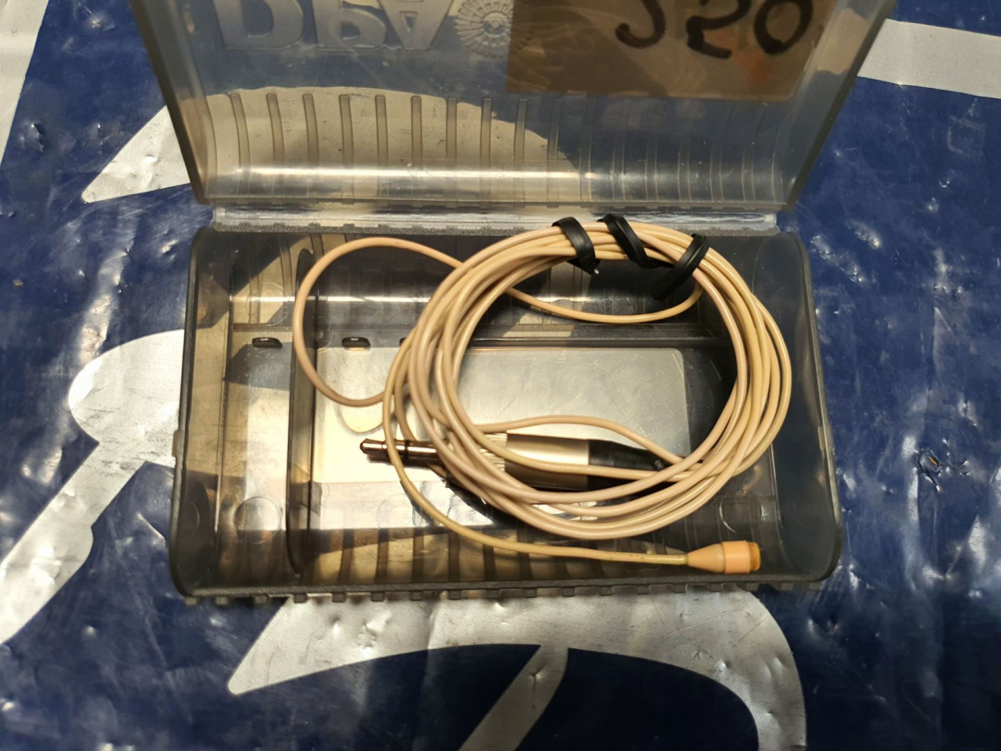 DPA 4061 beige miniature omnidirectional microphon...
