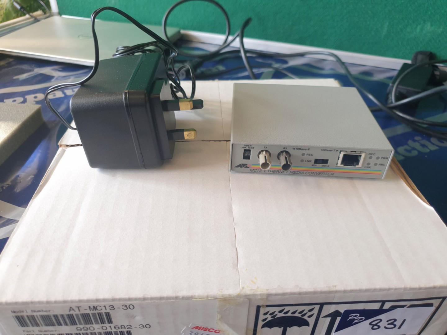 Allied Telesyn AT-MC13 Ethernet media converter (b...