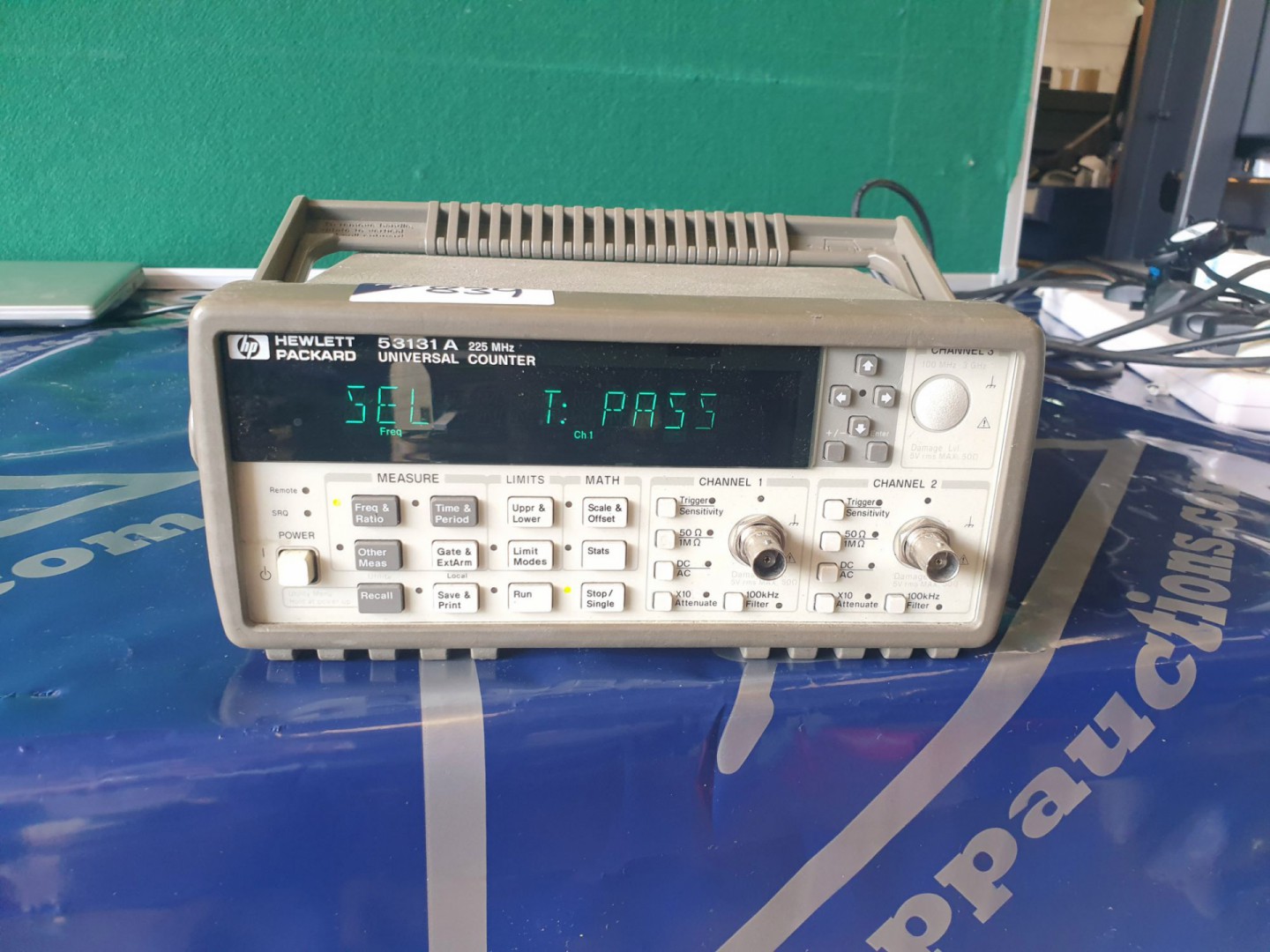 HP 53131A 225MHz universal counter, 2 channel - lo...