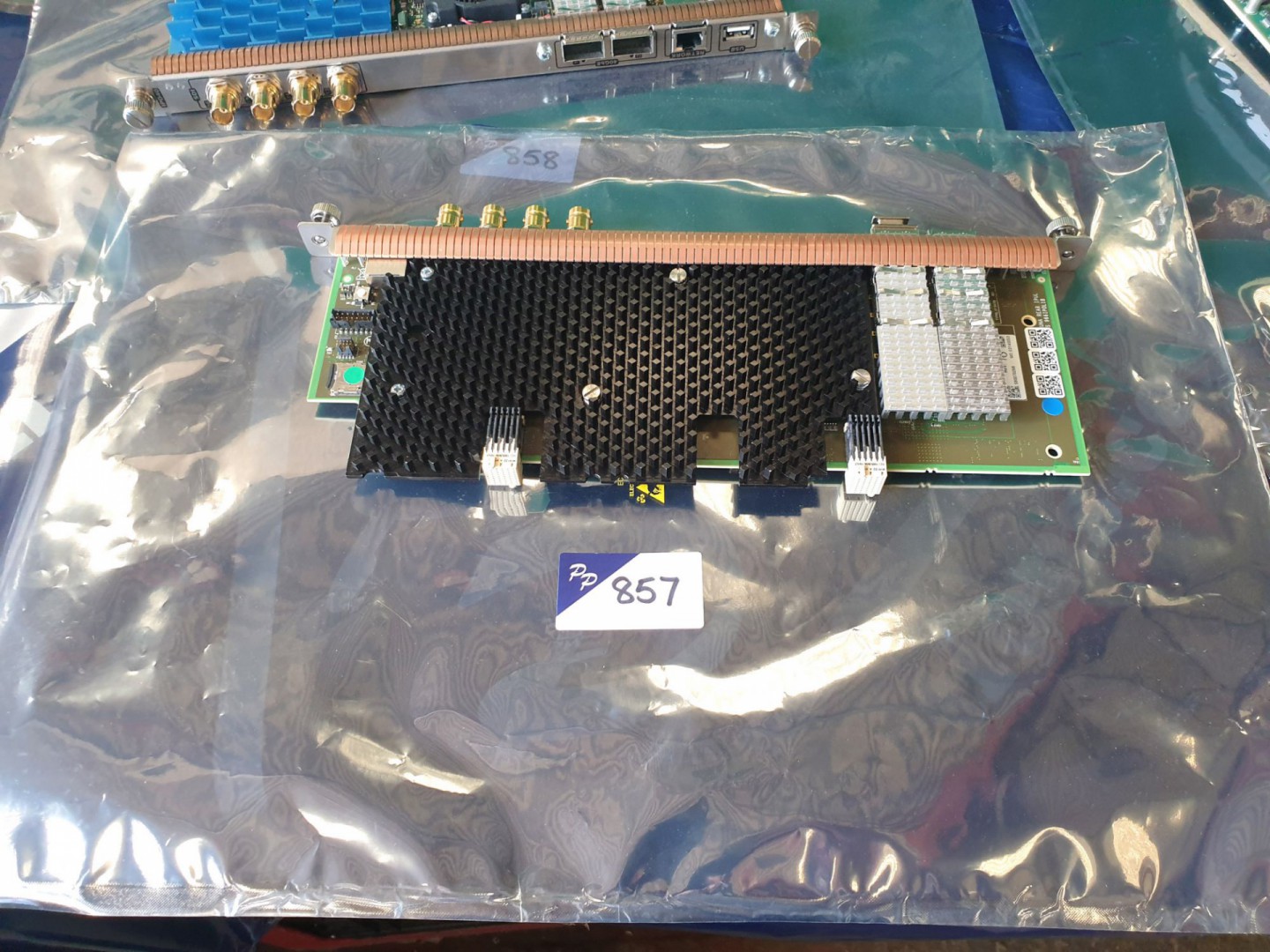 Snell & Wilcox Kahuna 360 IP050 50Gbe rear card -...