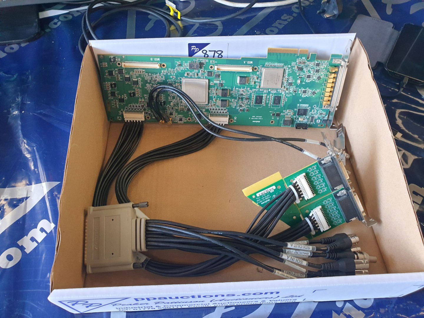 Matrox XMIO2/44/8000 dual channel graphics / video...