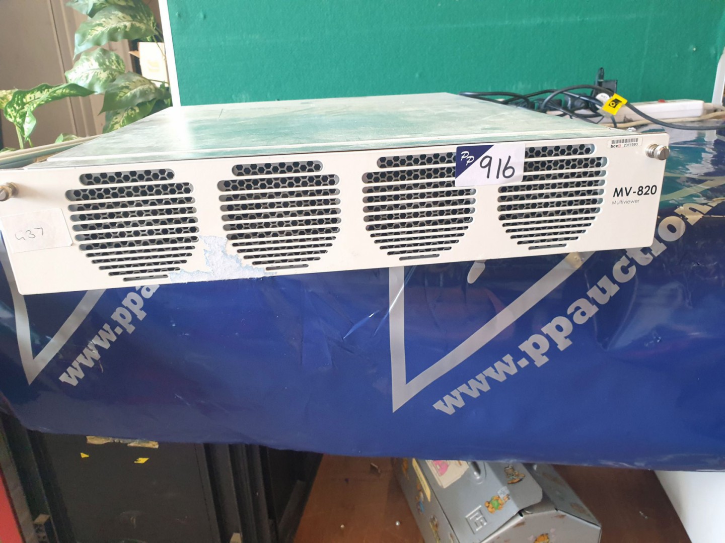 Sam MV-820 multiviewer - lot located at: Peppard C...