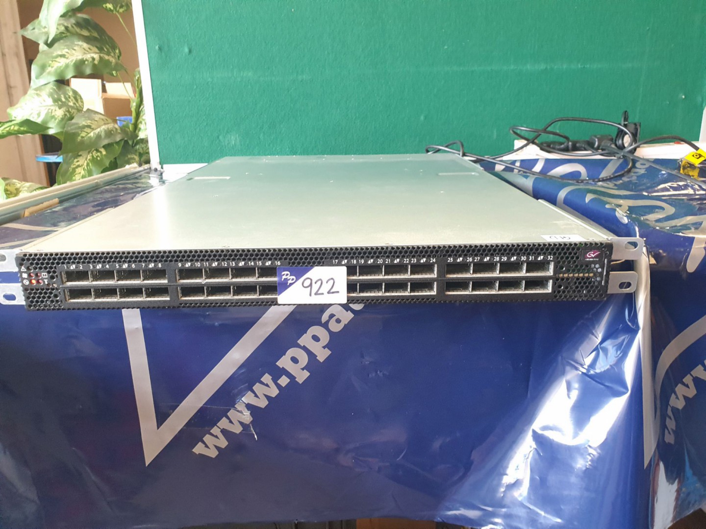 Grass Valley GVF-1032-100G network switch - lot lo...