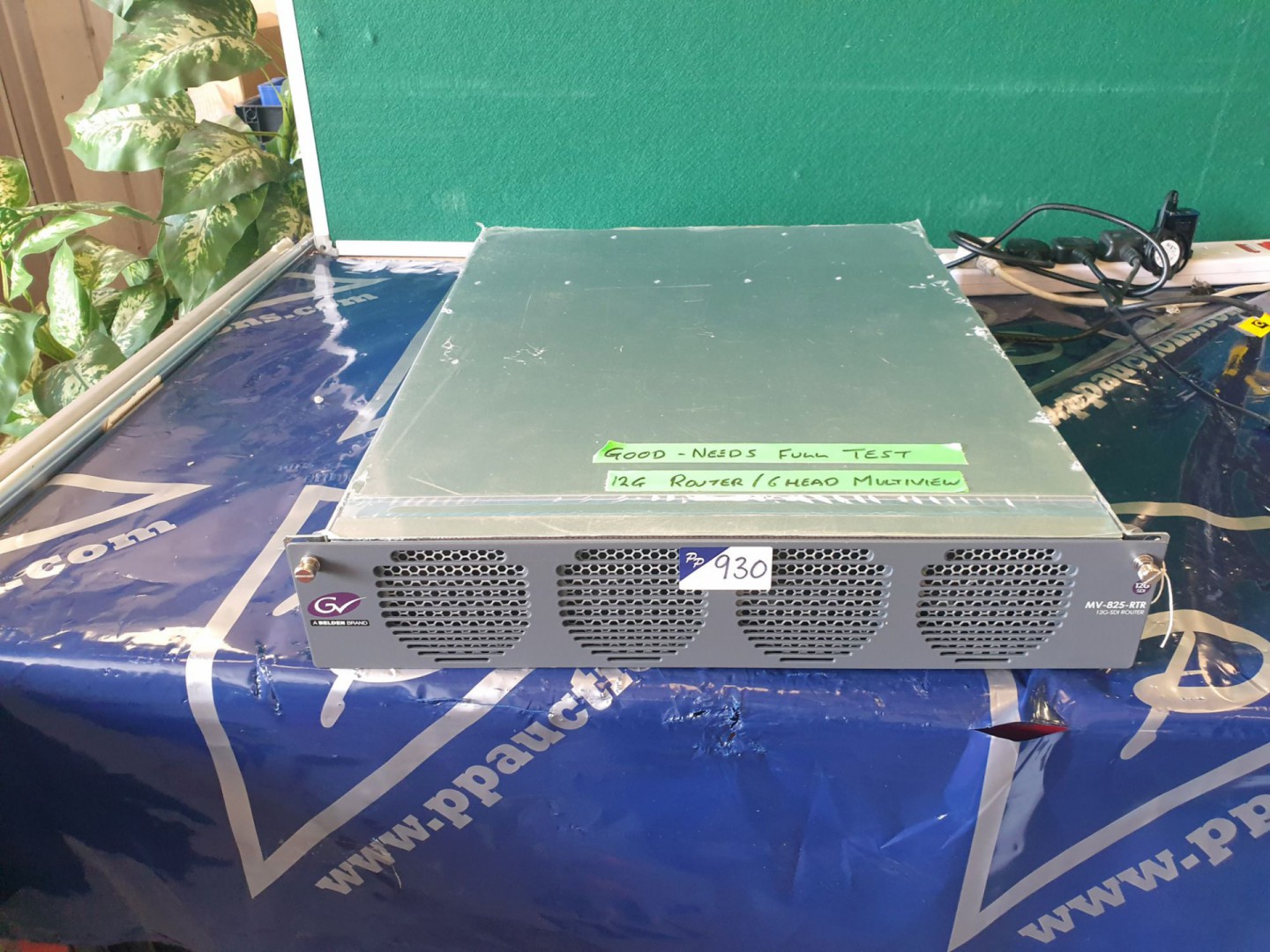 Grass Valley MV-825-RTR 12G-SDi router - lot locat...