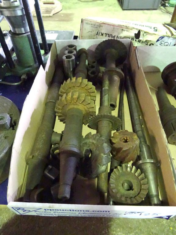 Qty various milling arbours - Lot Located at: Aunb...