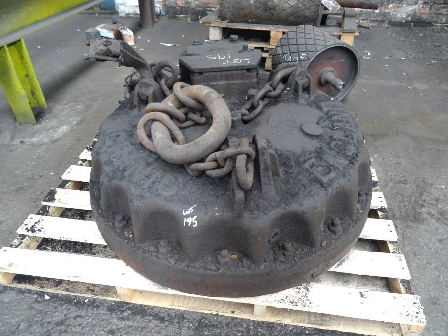 Crani crane magnet, 900mm dia - lot located at: Ch...