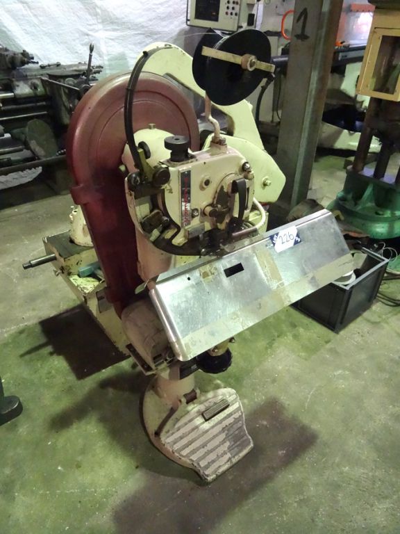 Vickers PBA 6111 wire machine - Lot Located at: Au...